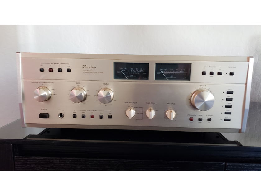 Accuphase E-303x