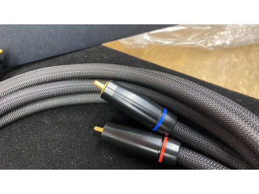 Transparent Reference HI Z MM 2.0M Single Ended RCA Interconnect Cables
