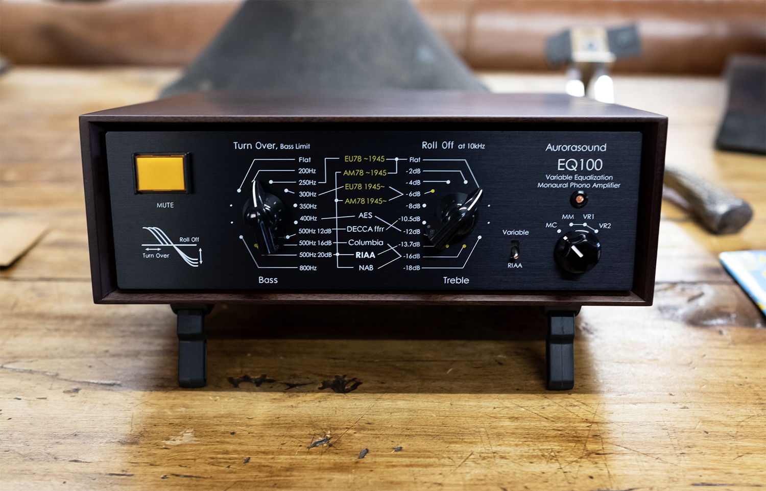 Aurorasound EQ-100 - Variable Equalization Monaural Phono Amplifier