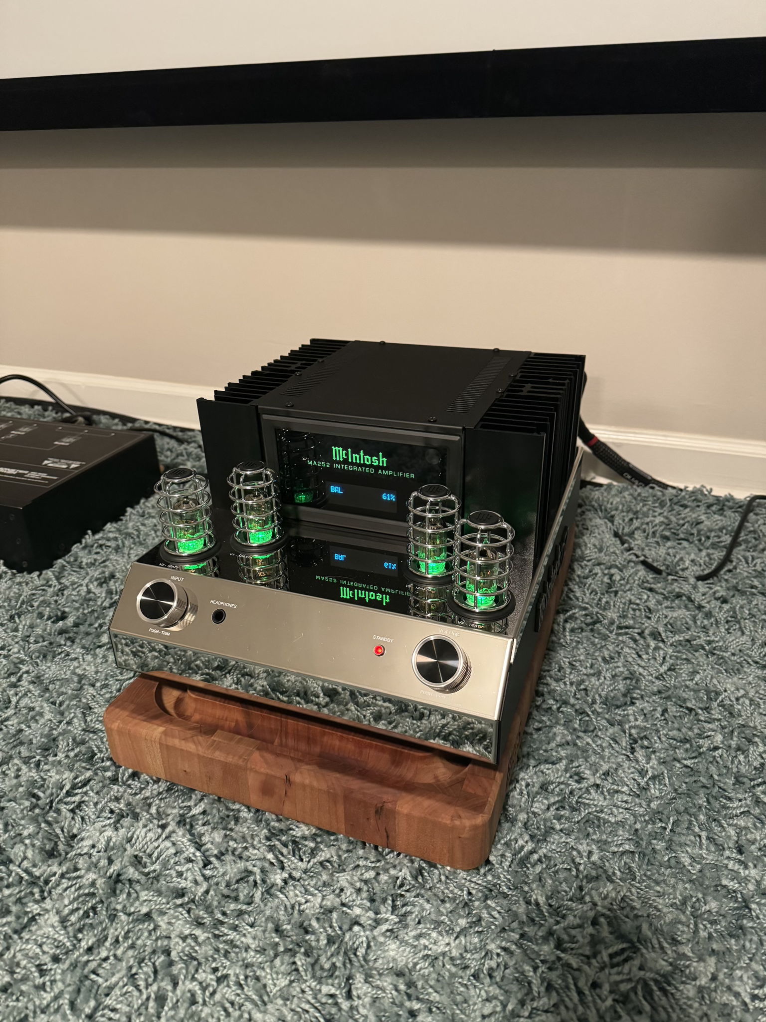 McIntosh MA252 4