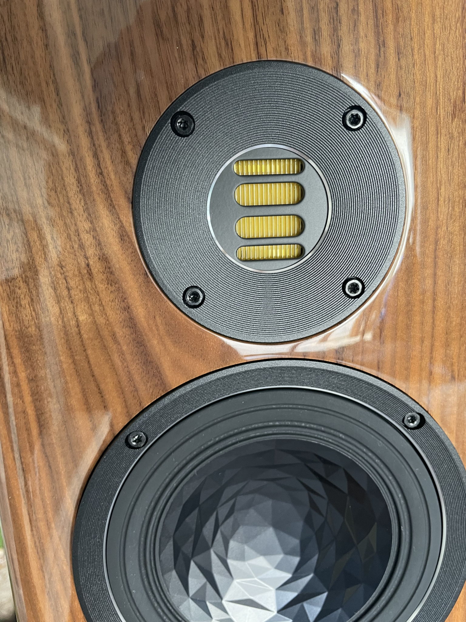 Elac Vela FS 409 Speakers - Gloss Walnut 6
