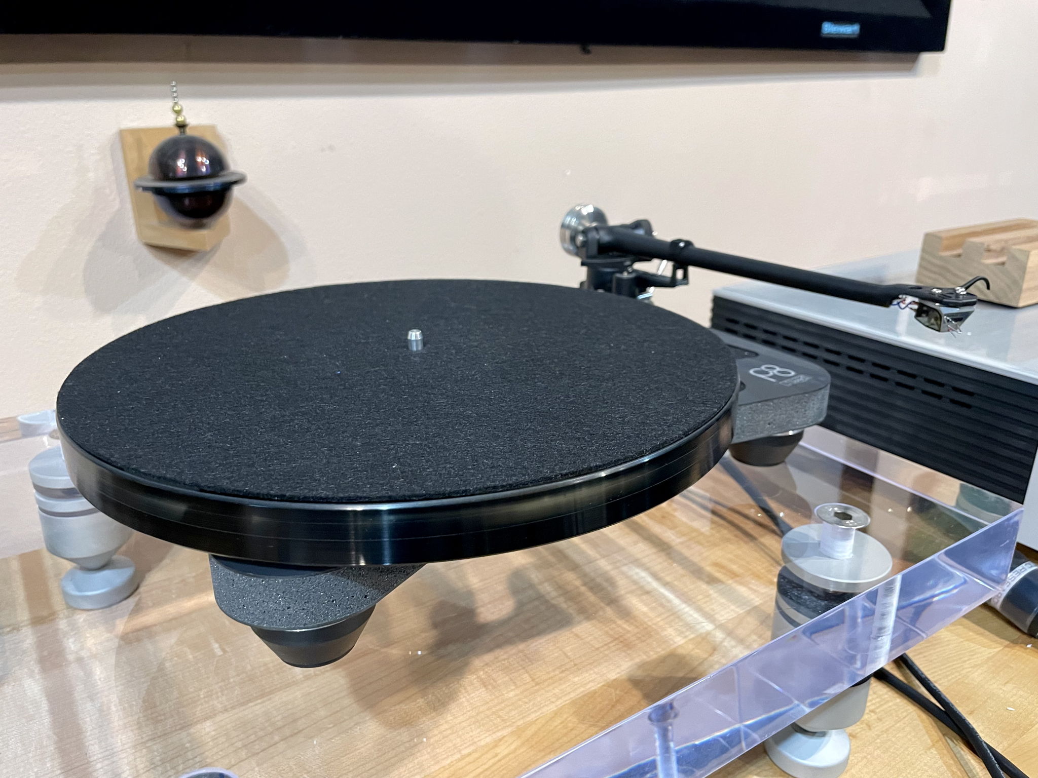 Rega Planar 8 ( P8 ) with Apheta 3 Cart & NEO Power Sup... 2