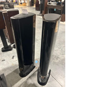 Revel F206 Display Model Excellent Condition