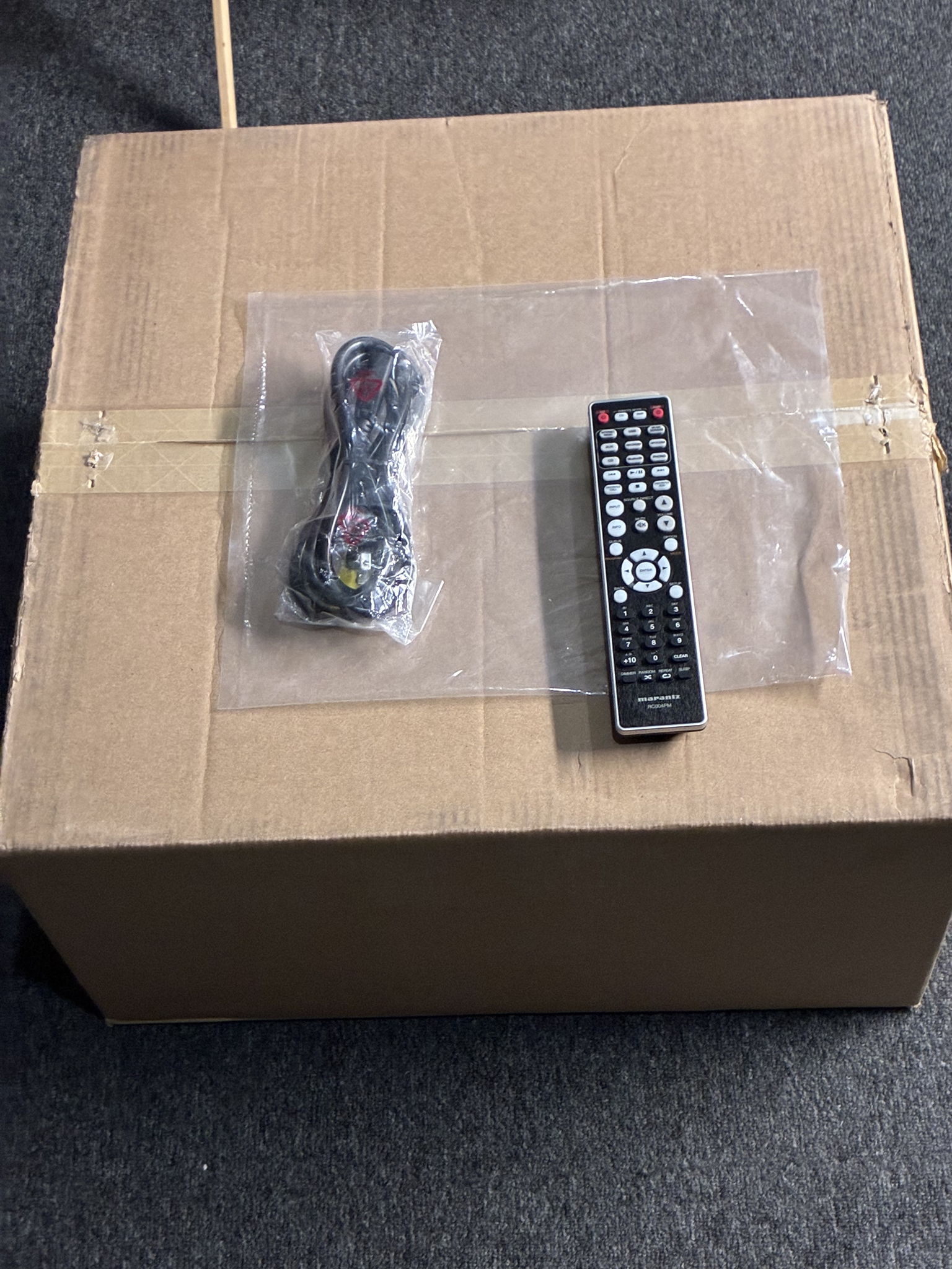 Marantz  PM7000N mint condition. 5