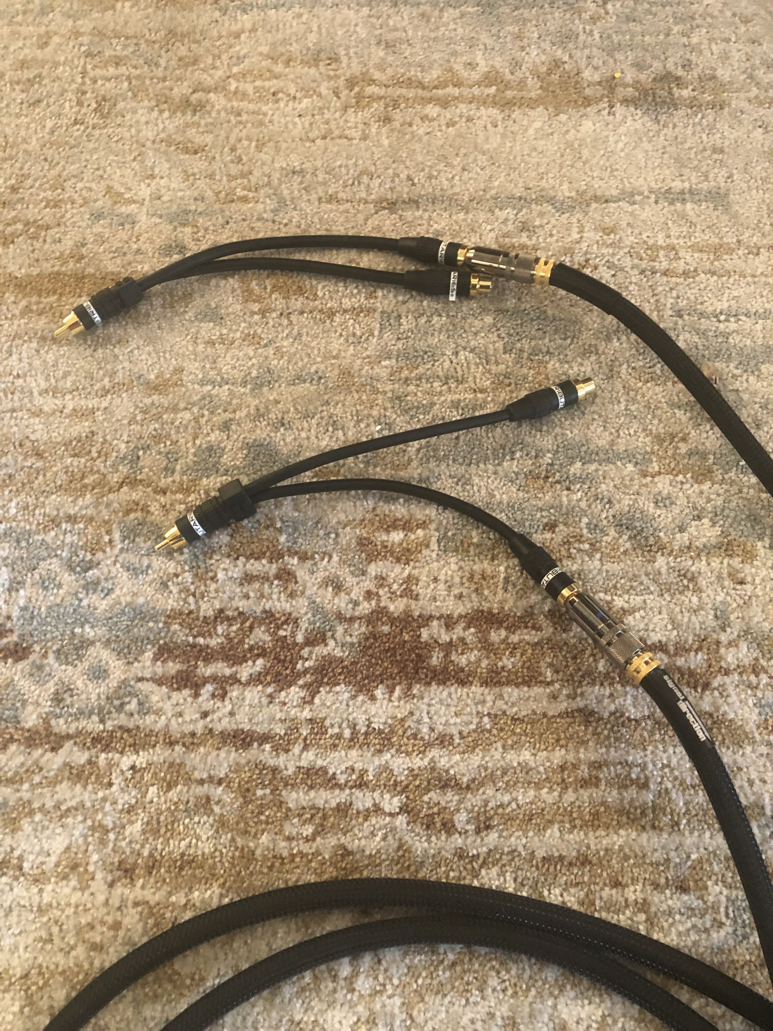 MIT Cables MA Maximum Articulating RCA 2 meter w Select... 2