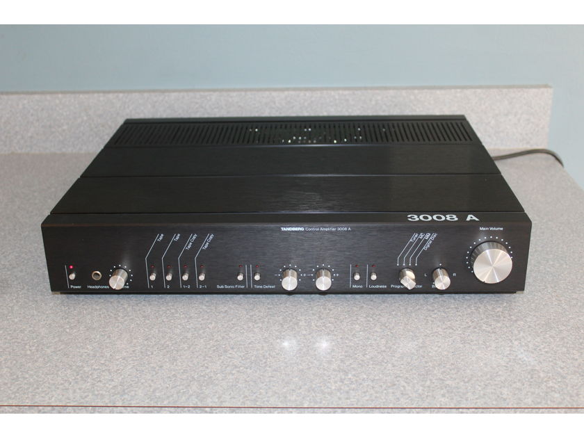 Tandberg 3008A stereo preamplifier SUPER CLEAN EXAMPLE - TESTED 100% OPERATIONAL