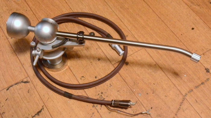 Early Ikeda 407 long tonearm for professional with stai...