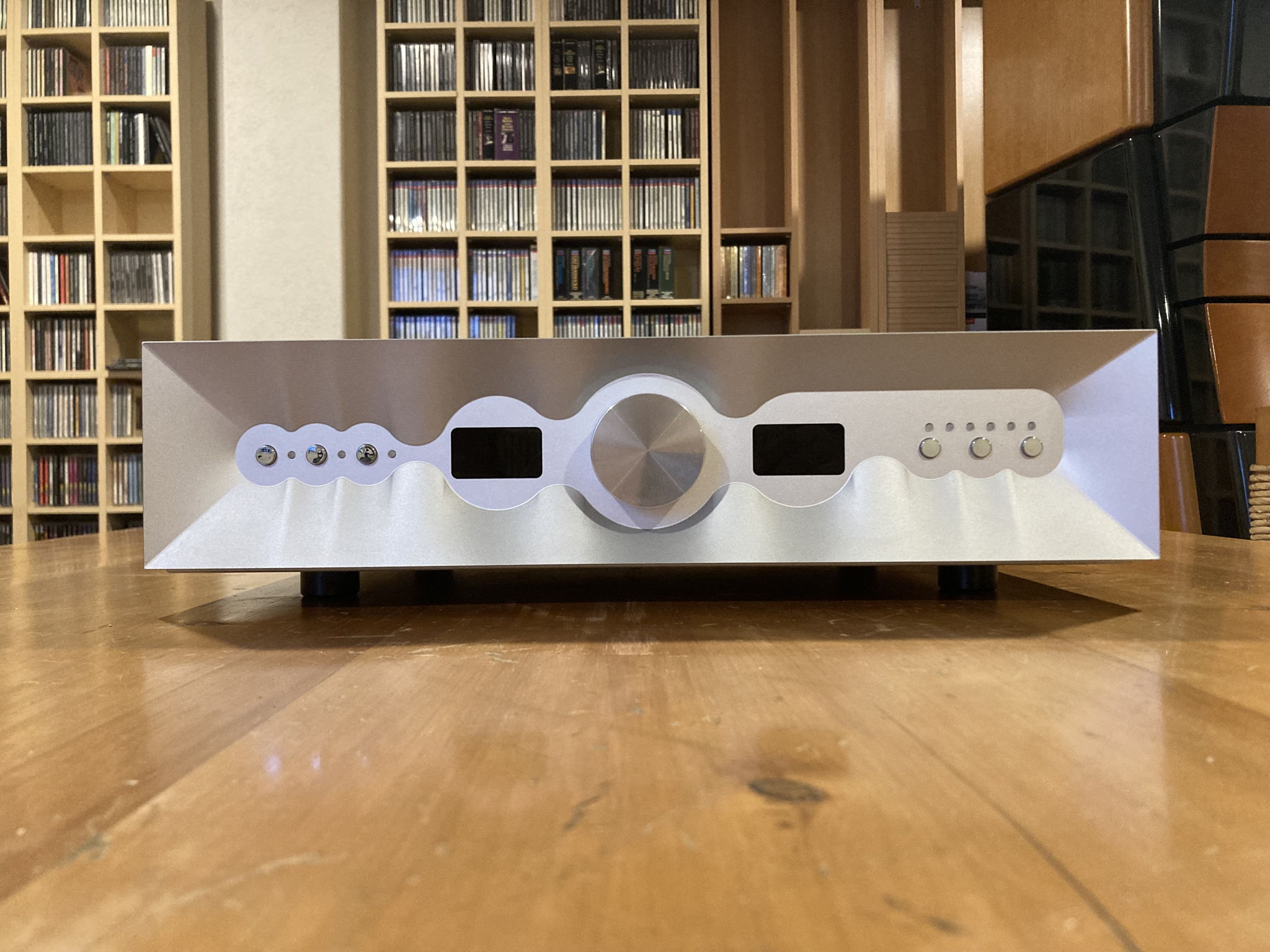 THRAX DIONYSOS LINE PREAMPLIFIER HI END