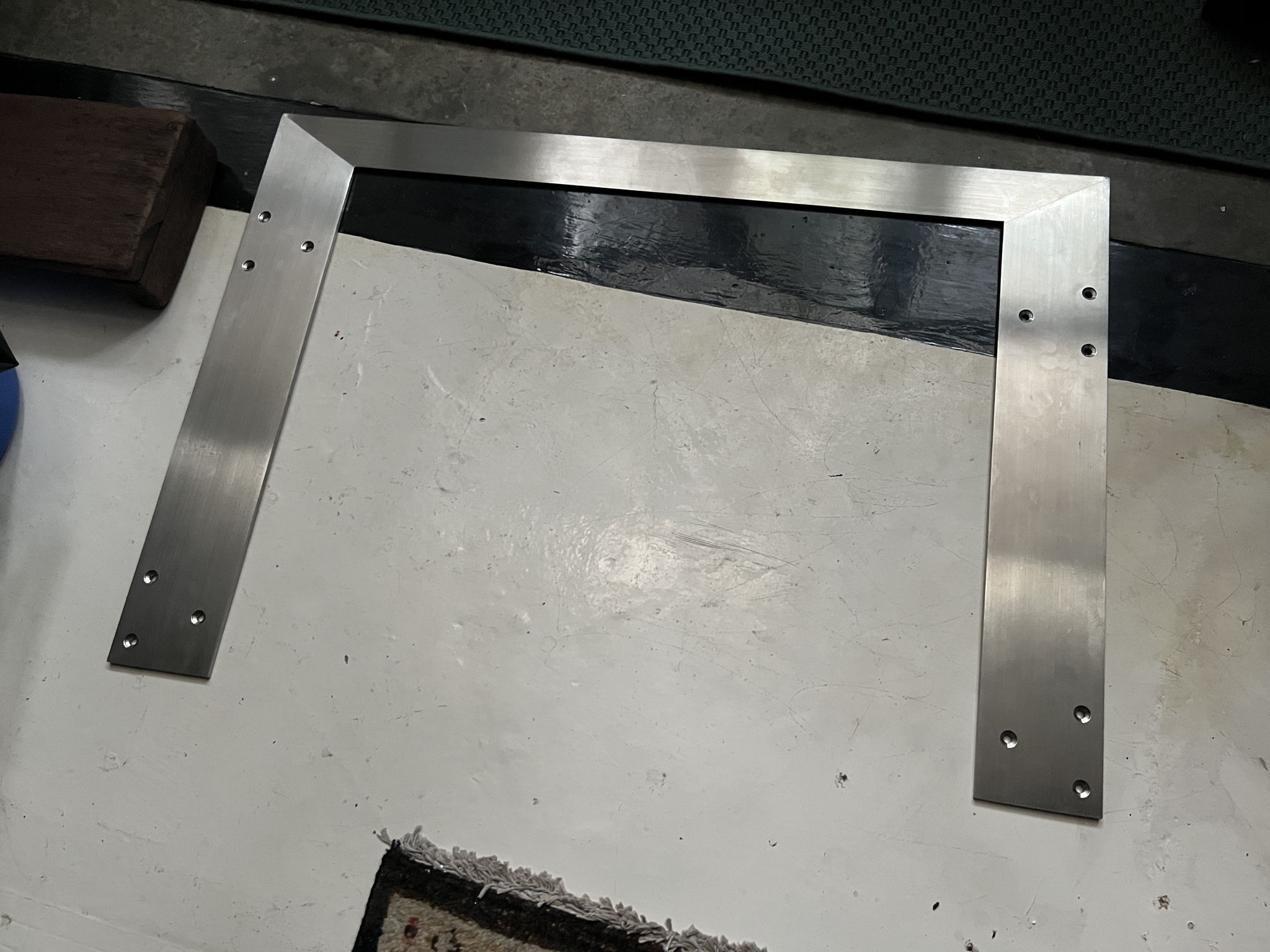 speaker lifting system