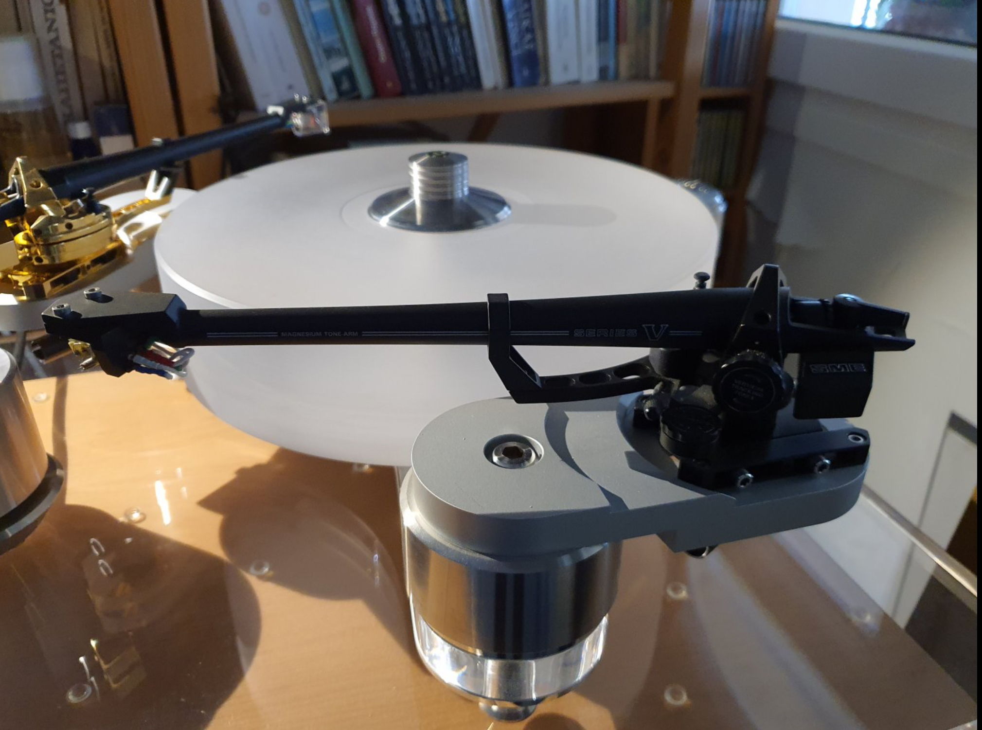 SME V Series Magnesium Tonearm complete 2