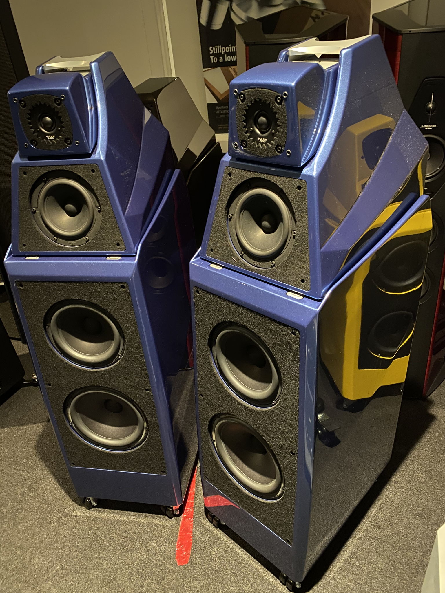 Wilson Audio Alexia 2  blue color 5