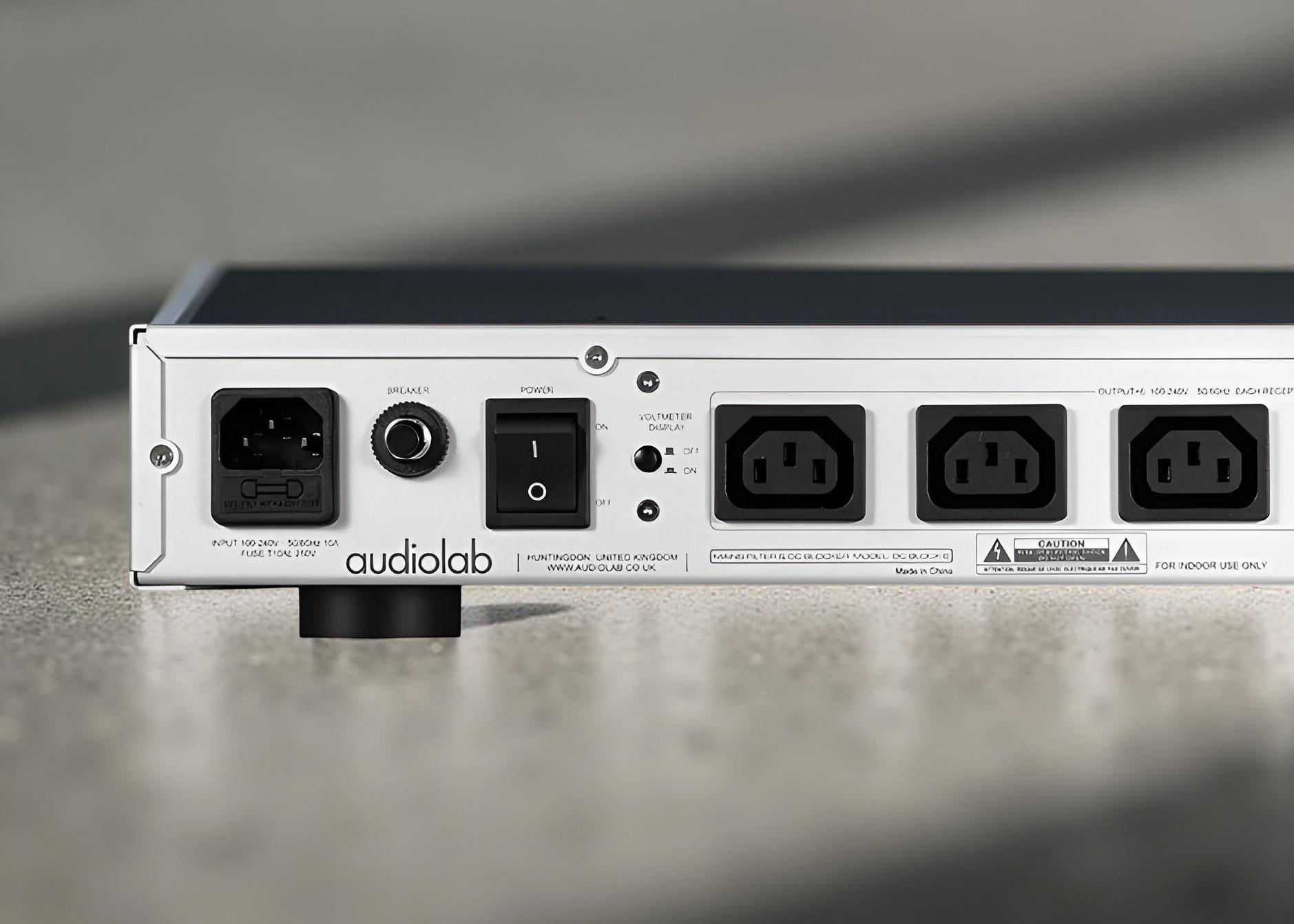 Audiolab DC Block 6 Six-Outlet AC Direct Current Blocke... 7