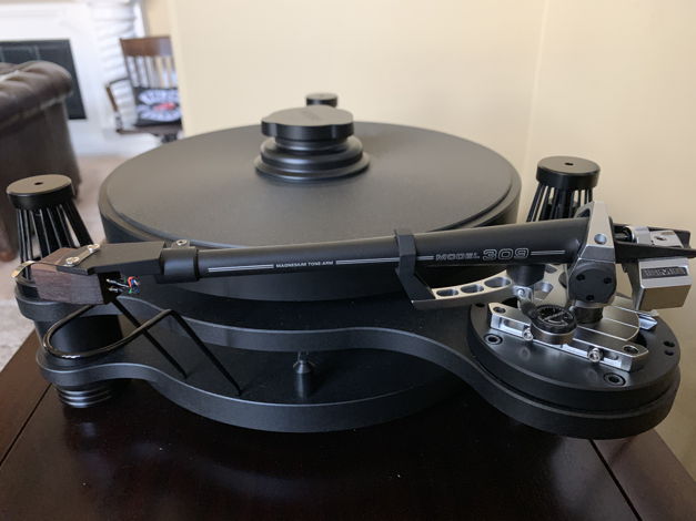 SME Model 15A Precision Turntable With Model 309 Tonearm