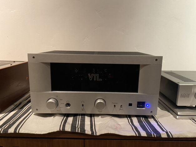 VTL IT-85 Integrated Tube Amplifier (recent version)