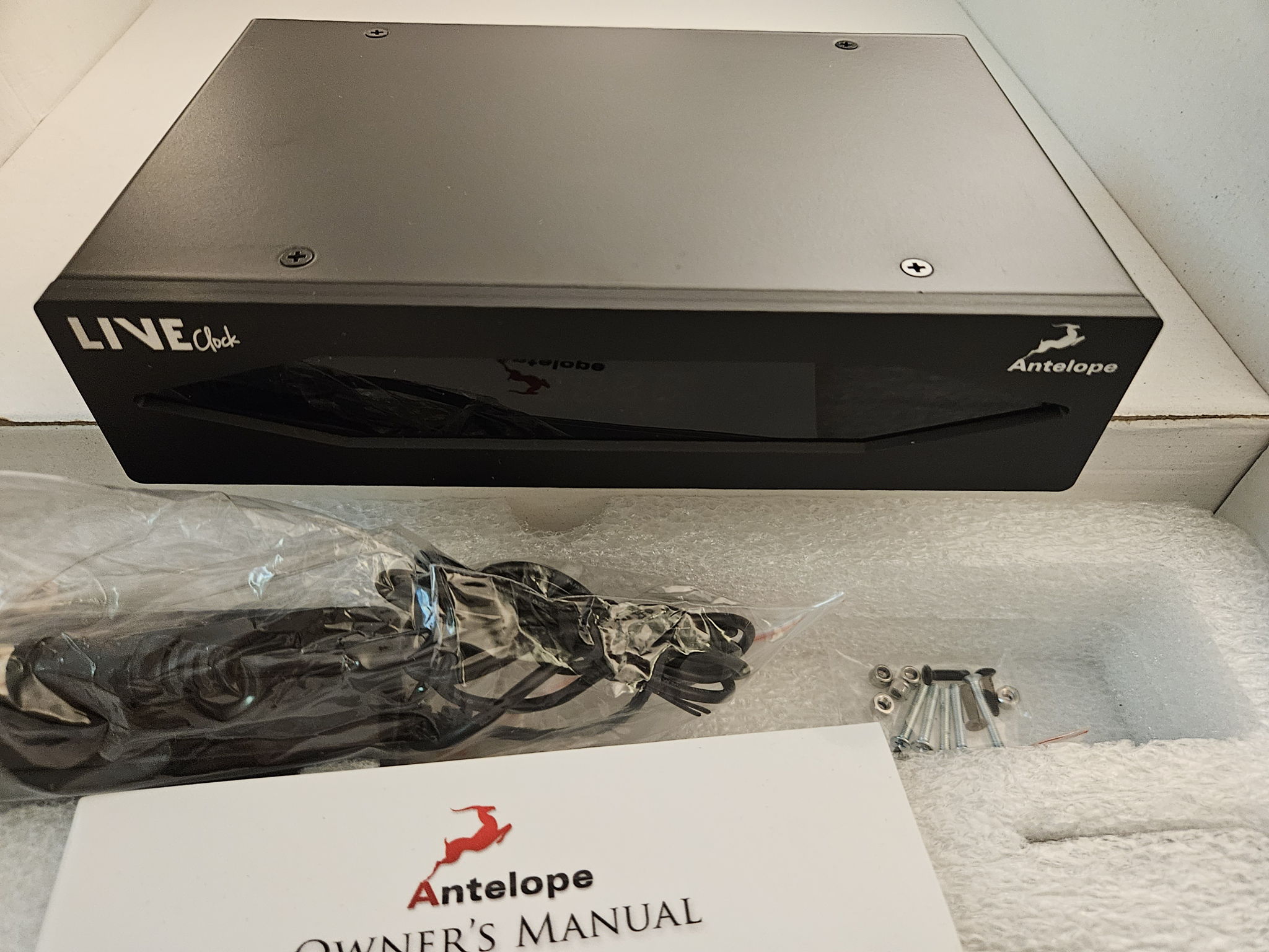 Antelope Master Clock Liveclock Live Clock Opened box 4