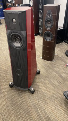 Gryphon Audio EOS 2 Speakers - Gorgeous Soul Red Crysta...