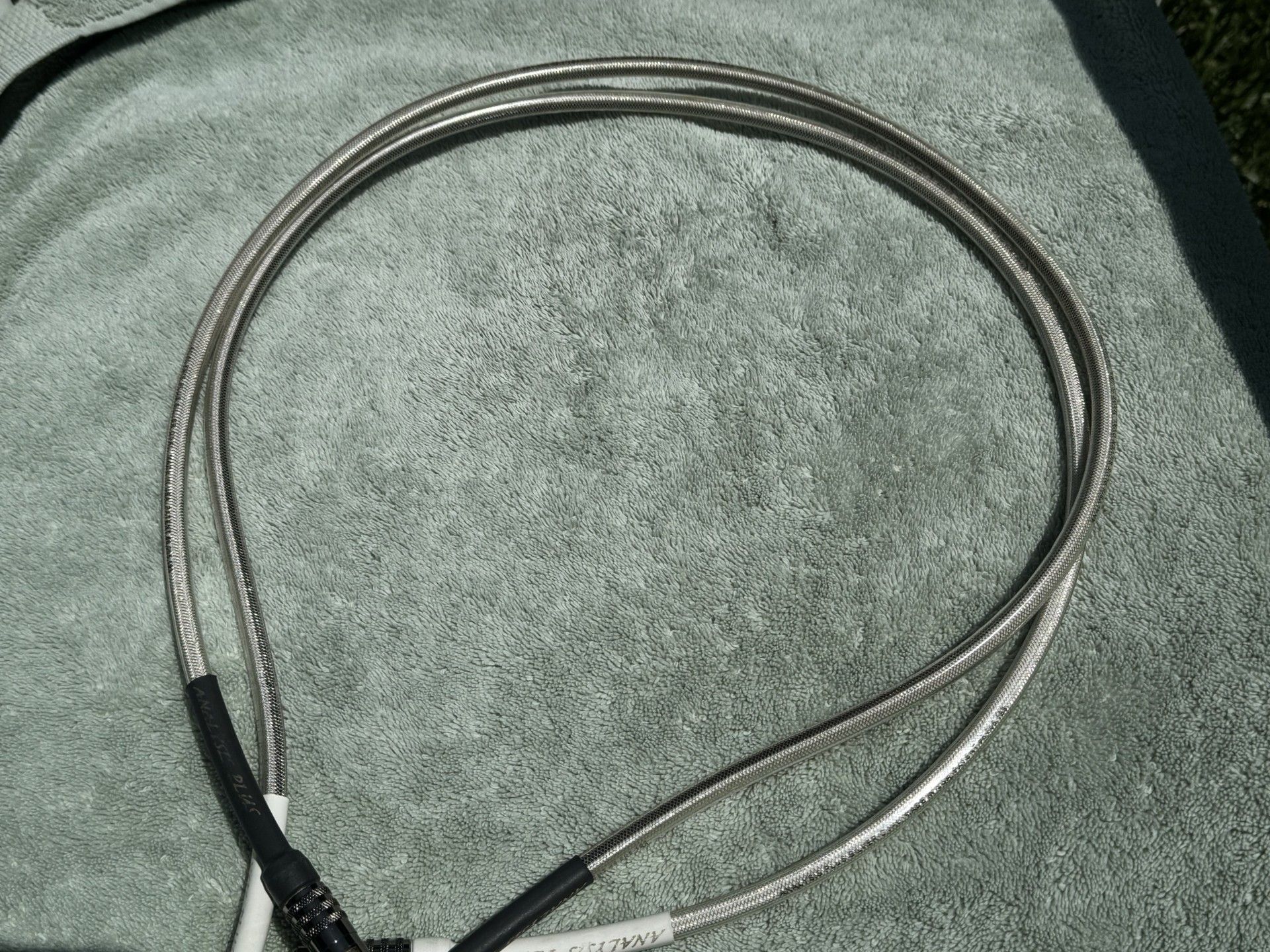 Analysis Plus Inc. Silver Oval RCA Interconnects 5