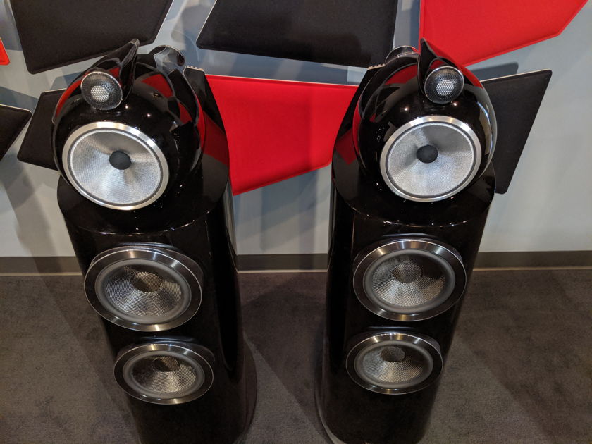 PENDING SALE B&W 802 D3 Speakers in Black Gloss Finish - Store Demos