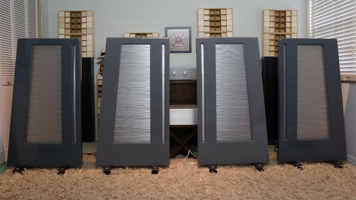 Apogee Acoustics Caliper signature- full ribbons speakers