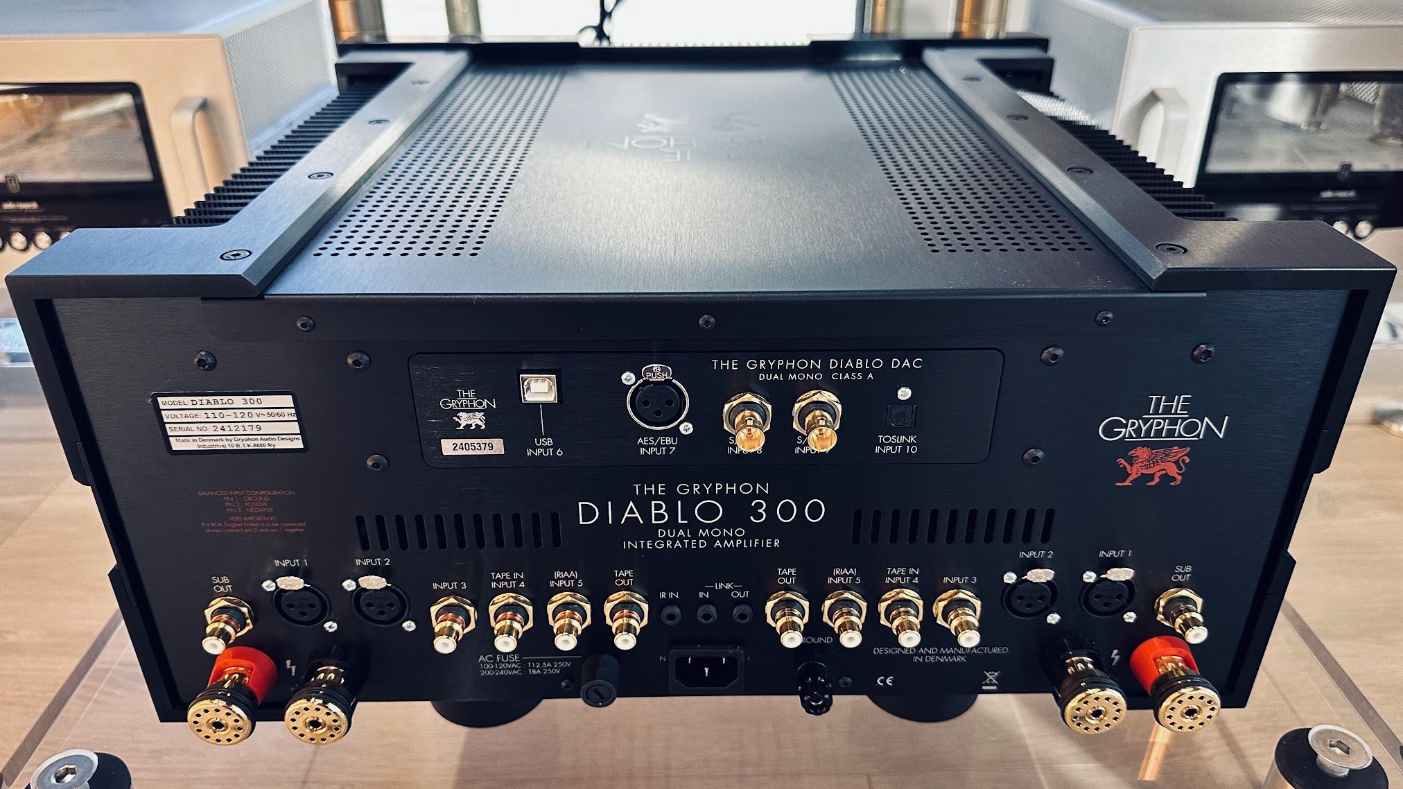 The Gryphon Audio Diablo 300 Dual Mono Integrated Ampli... 9