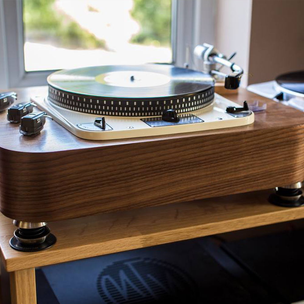 Townshend Audio Seismic 'Low frequency' Isolation Pods ... 10