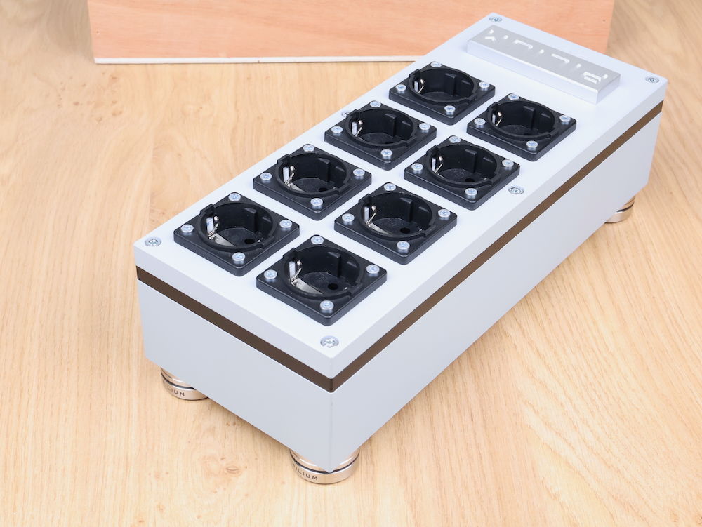 Pilium DCF (new 2024 version) highend audio power distr... 2