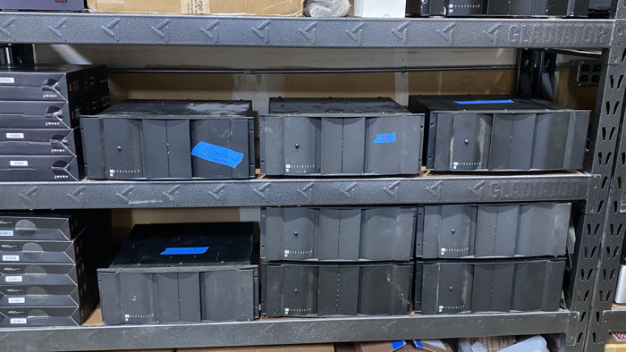 JBL Synthesis ATI buikt Amplifiers - SEVERAL S800 (8-10...