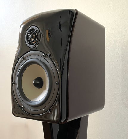 NHT XdS Speakers and matching stands
