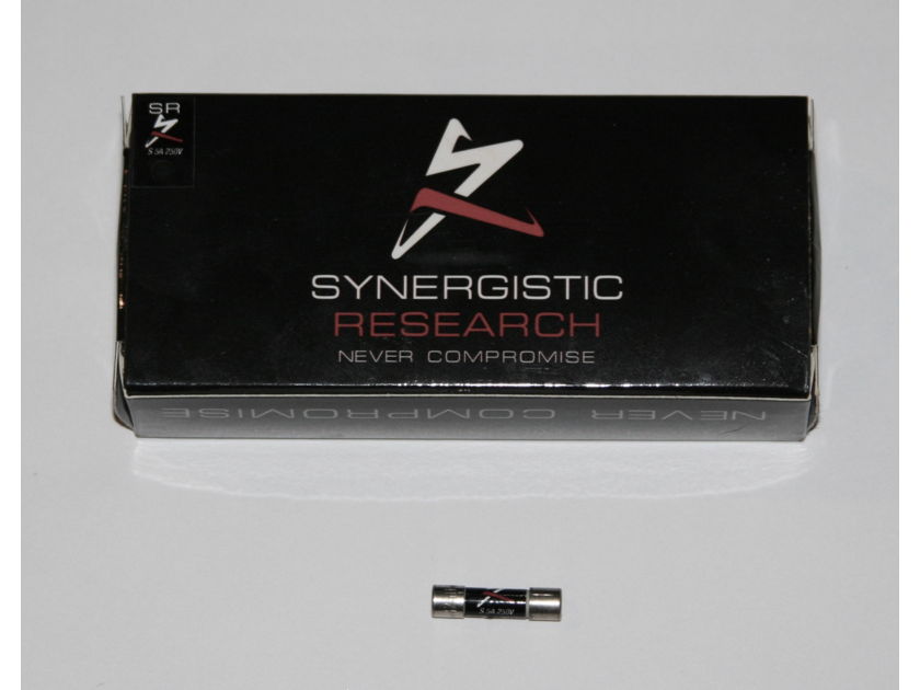 Synergistic Research Black Quantum Fuse (Small 5A 250V Slo-Blo)