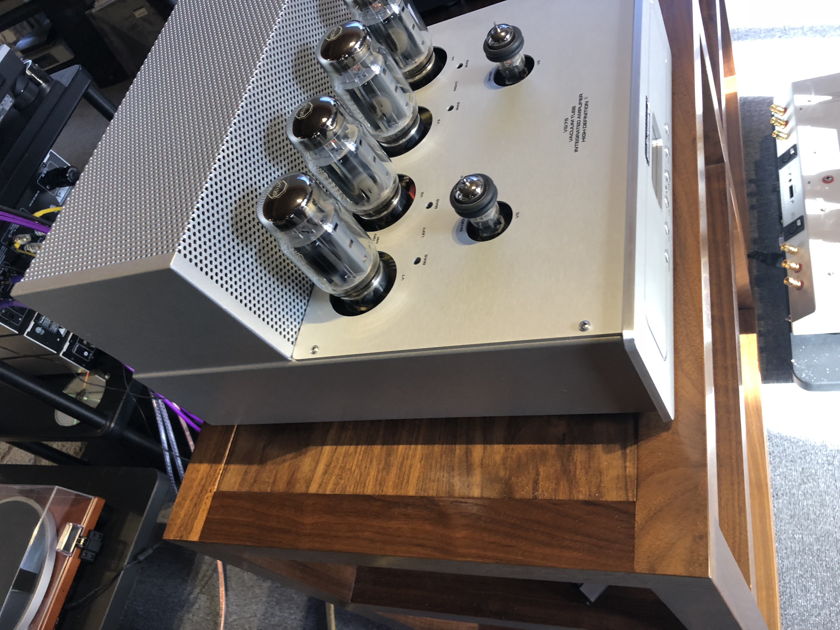 Audio Research VSI 75 Integrated Amp - 2 sets of tubes!