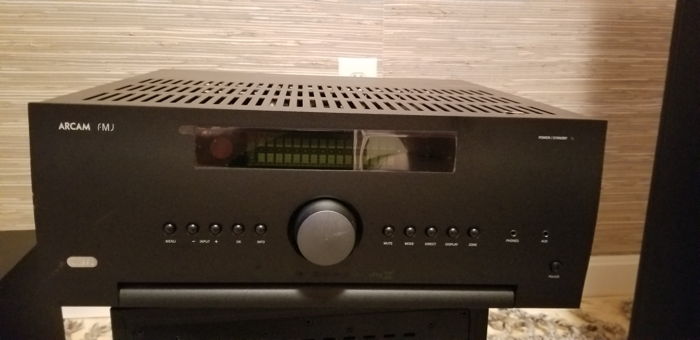 Arcam Av860 Préampli Home Cinéma Avec Micro XTZ Pro – Occasion Bon état