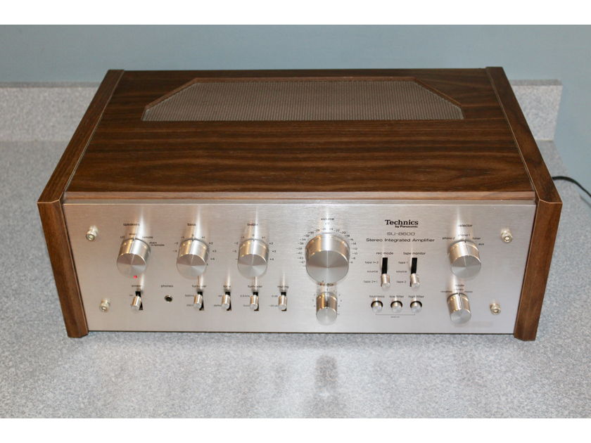 Technics SU-8600 integrated amplifier CIRCA 1976 - PROFESSIONALLY REFURBISHED