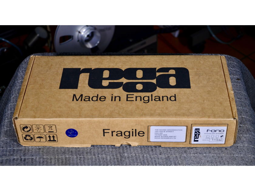 Rega Fono MM Phono Stage (Black)