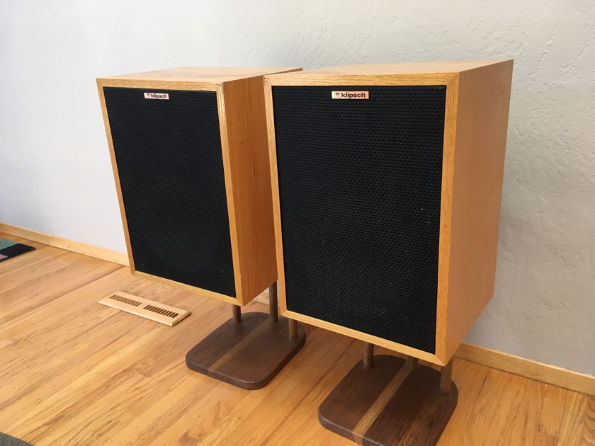 Klipsch heresy outlet speaker stands