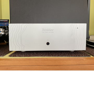 Boulder 1161 Stereo Power Amplifier