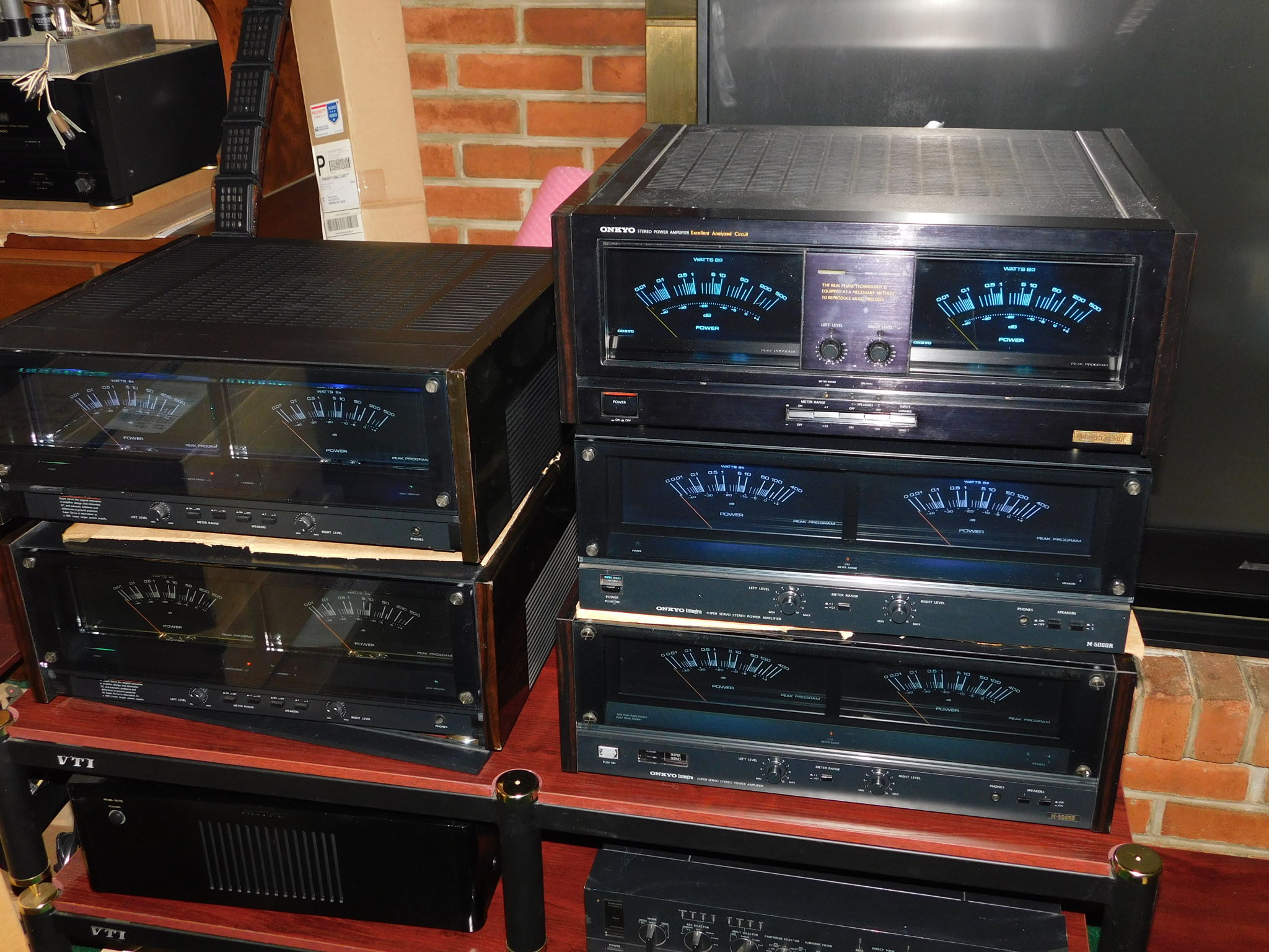 w-servo M-509's and M-508, "Grand integra" amps.