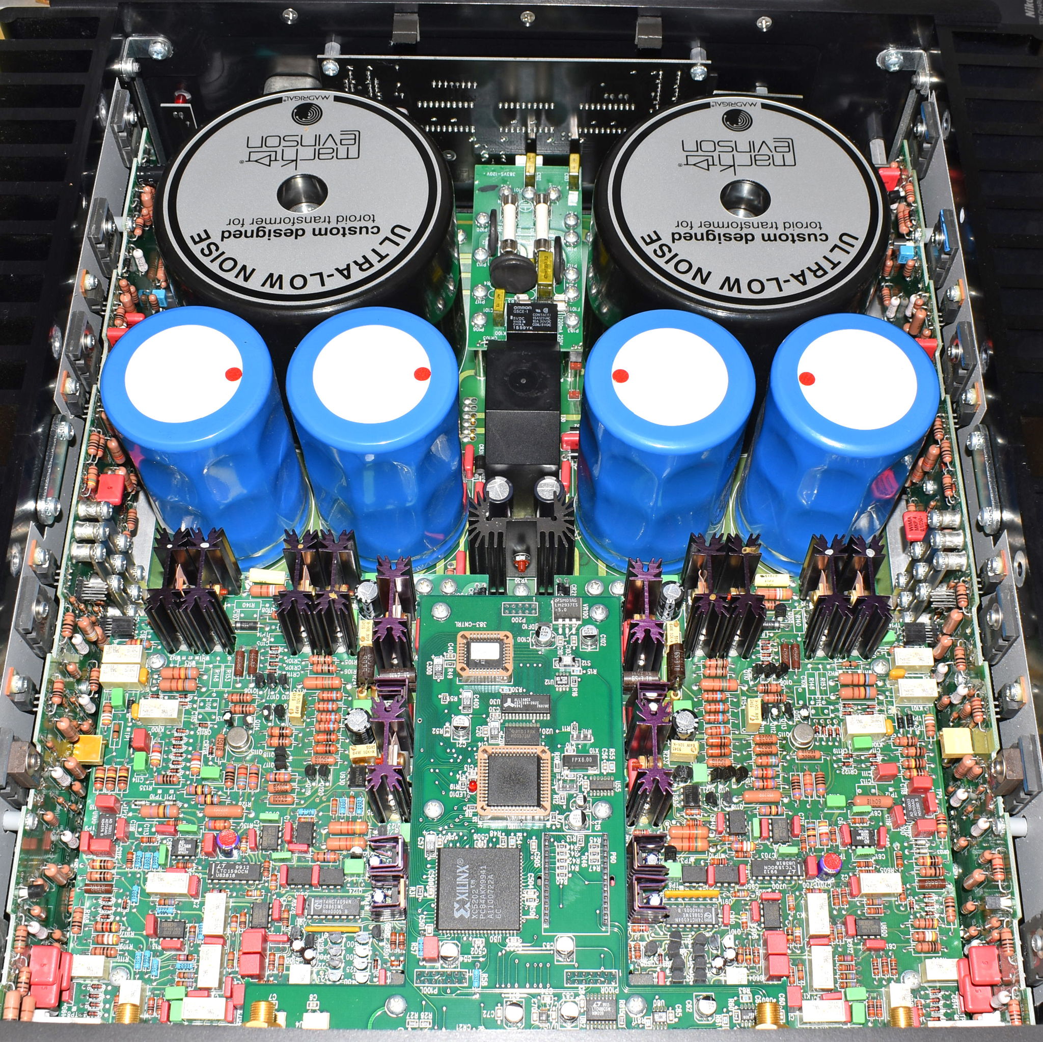 Mark Levinson No 383 2-CH 100wpc @ 8-Ohms Stereo Integr... 6