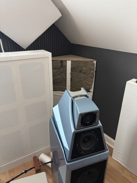 Triangular traps behind the "corner straddling" 10" super traps