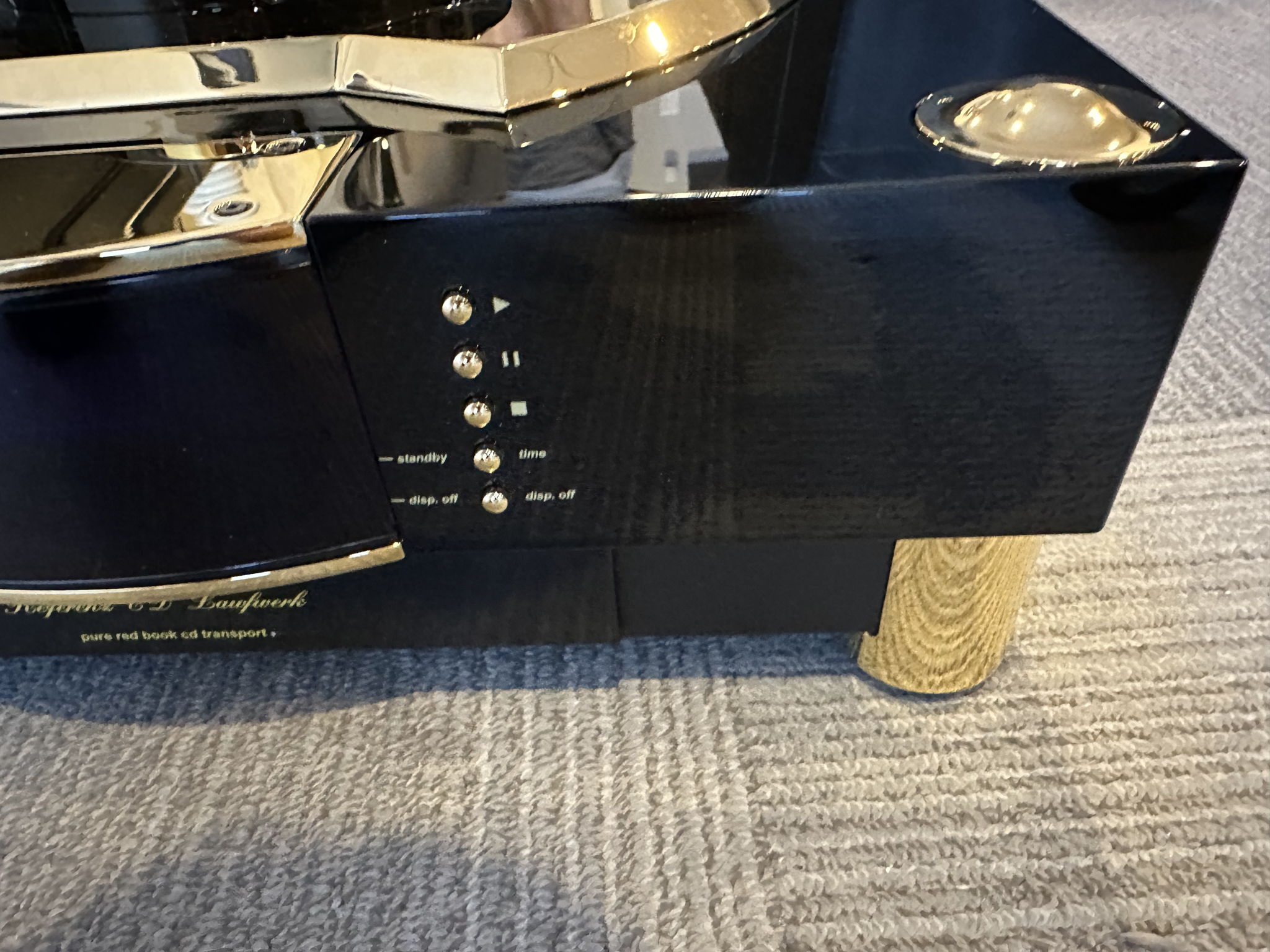 MBL 1621 A CD Transport (Black/Gold) 7