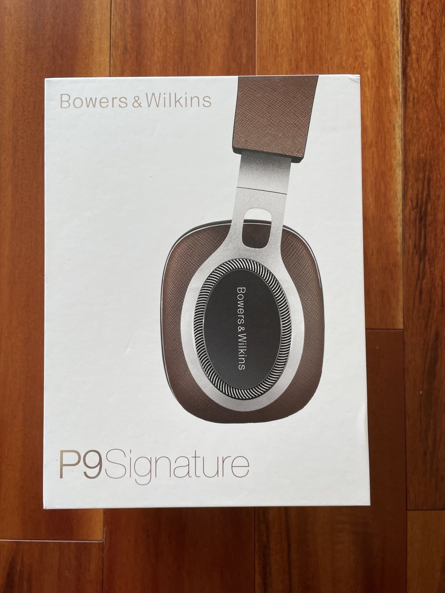 B&W (Bowers & Wilkins) P9 Signature Reference Headphones 3