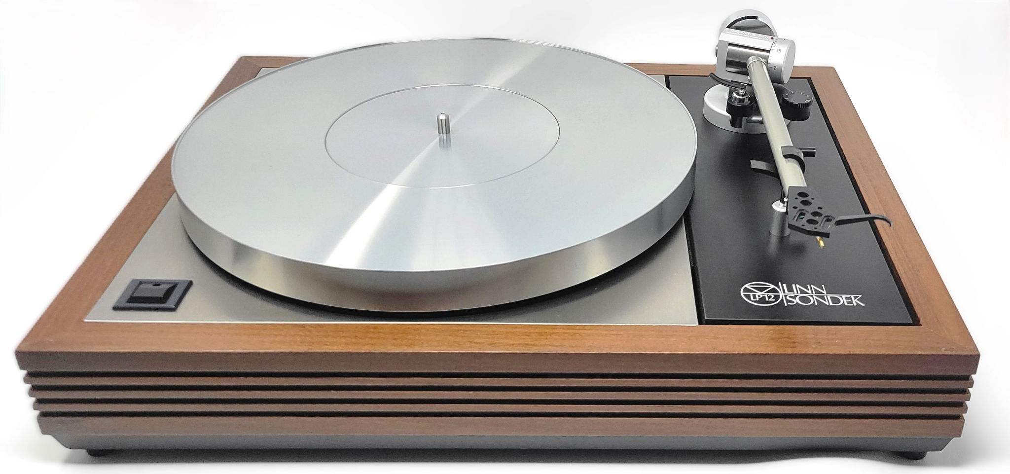 Linn LP12 with Ittok LVII tonearm 3