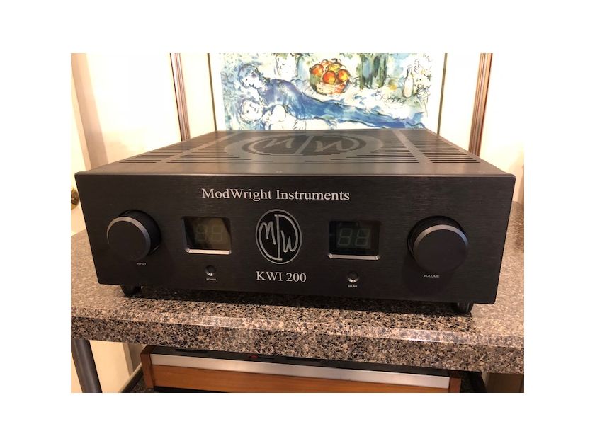 ModWright KWI 200 Integrated Amplifier with Phono-Reduced