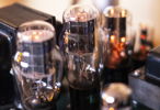 6B4G output tubes and a 5V4G rectifier. What's more beautiful than a glowing vacuum tube playing music?