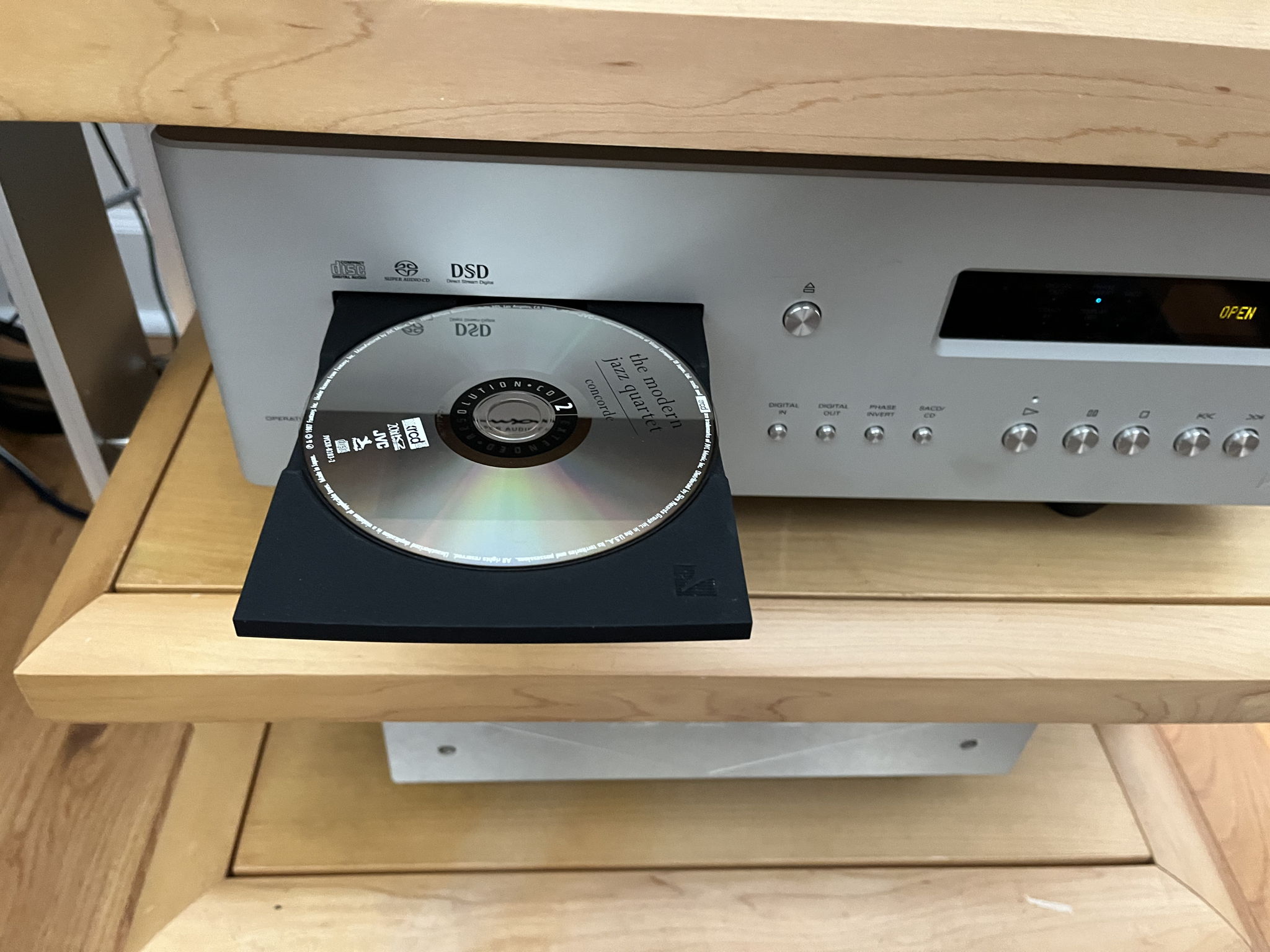 Luxman D-08u 4