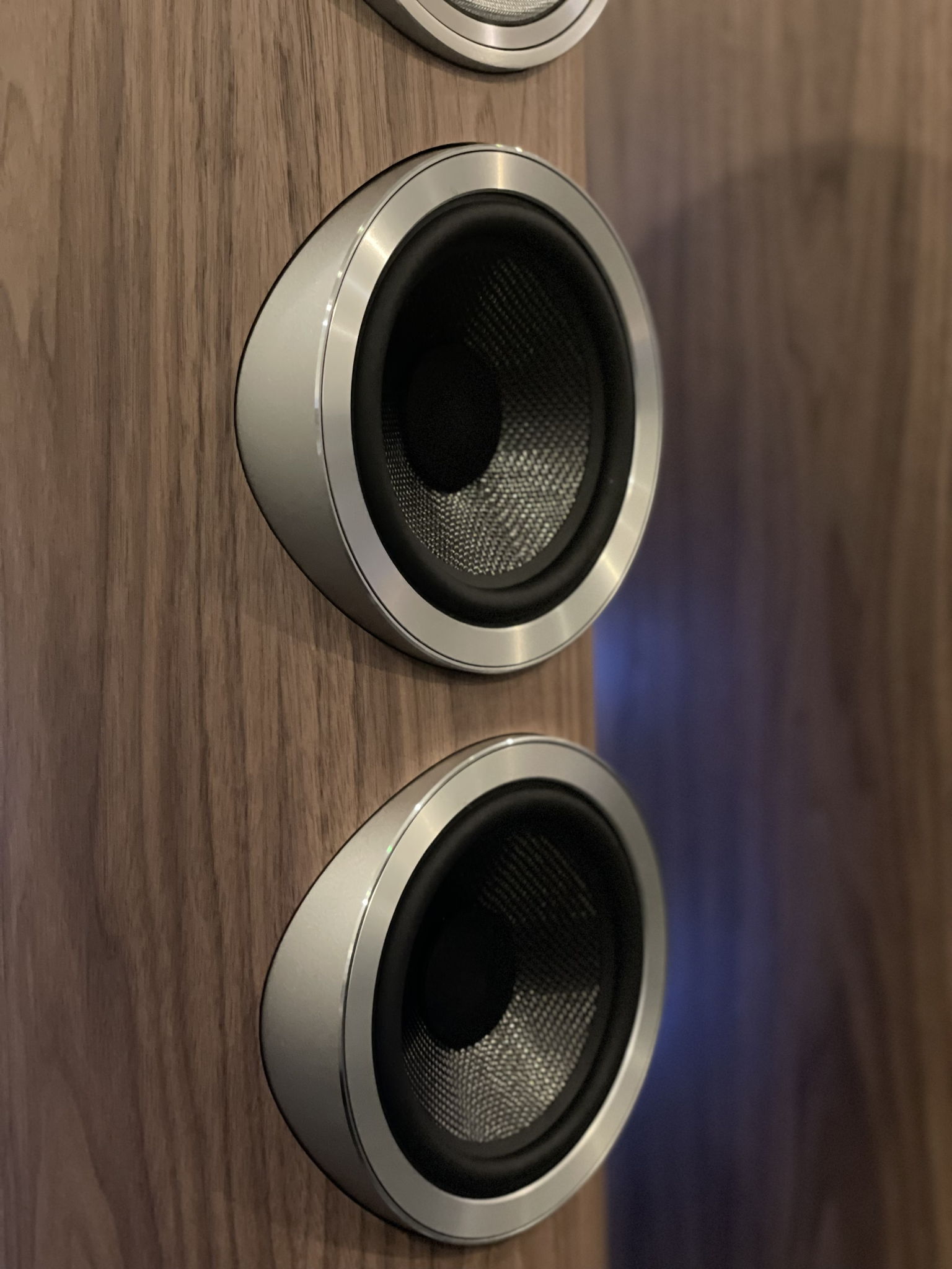 B&W (Bowers & Wilkins) 804 D4 -Walnut (Pair) **Trade-in** 9