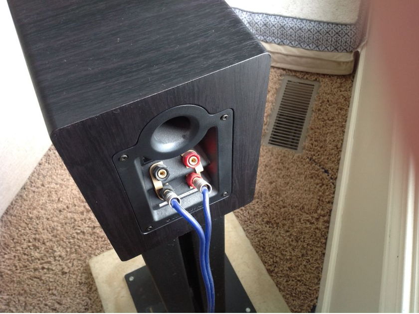 Cambridge audio s30 bookshelf speakers clearance