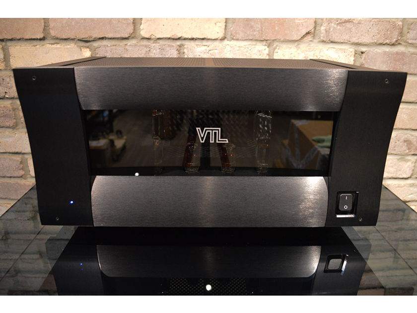VTL ST-150 - High Output Stereo Tube Amplifier