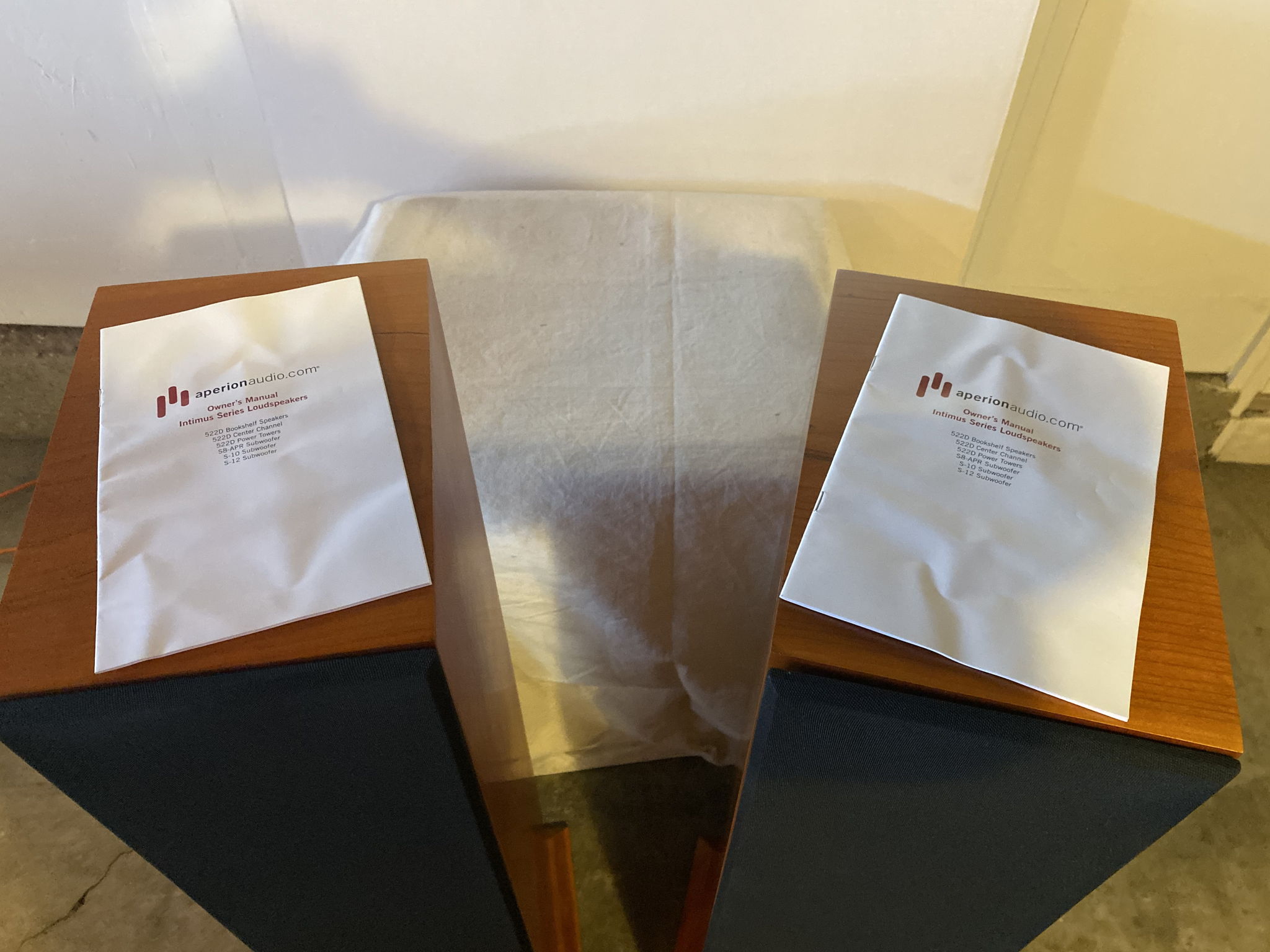 Speakers with original documentation