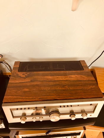 Luxman R-1070 Vintage Receiver (beautiful sound!)