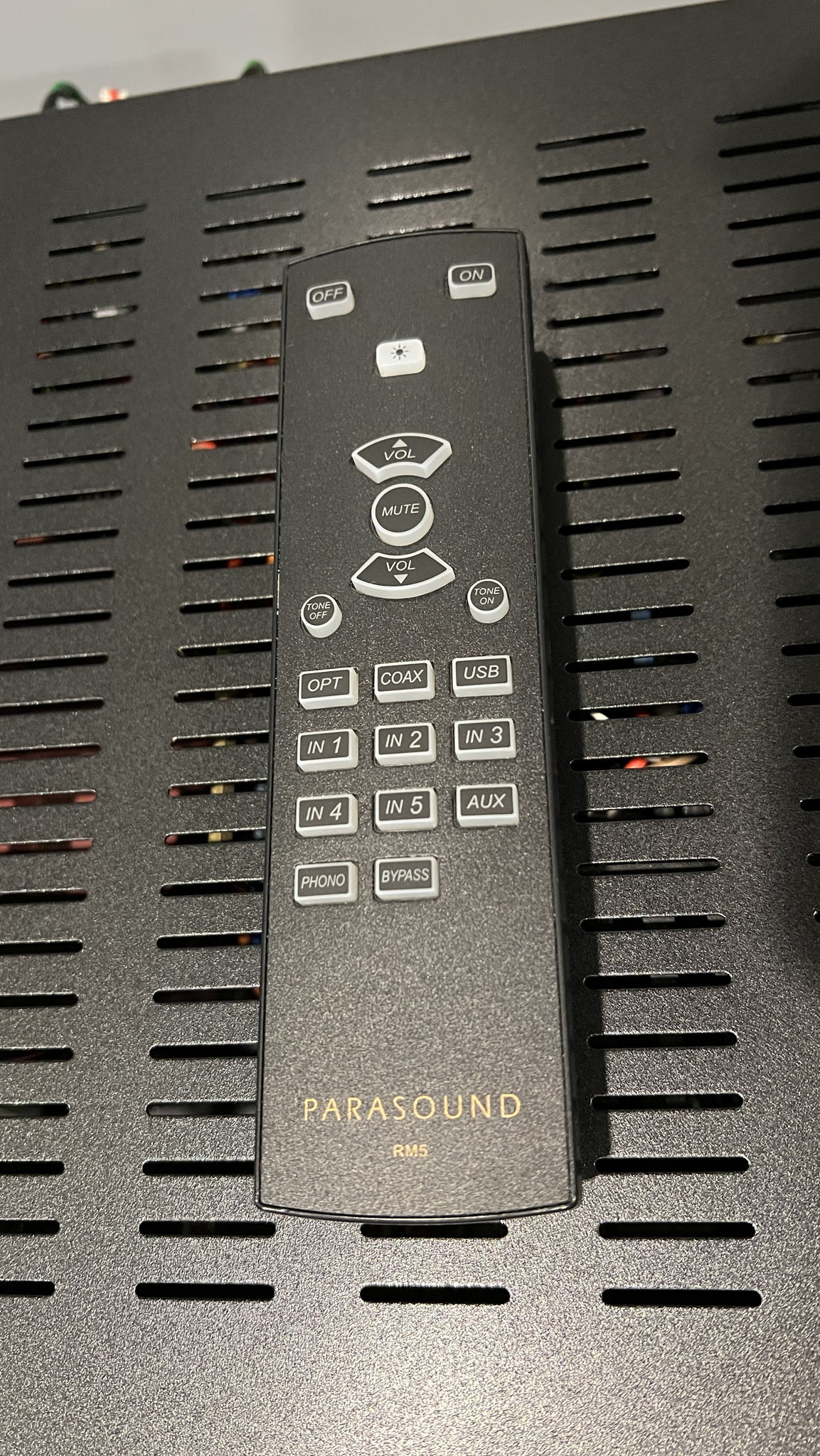 Parasound Halo integrated 2.1 channel integrated amp & DAC 5